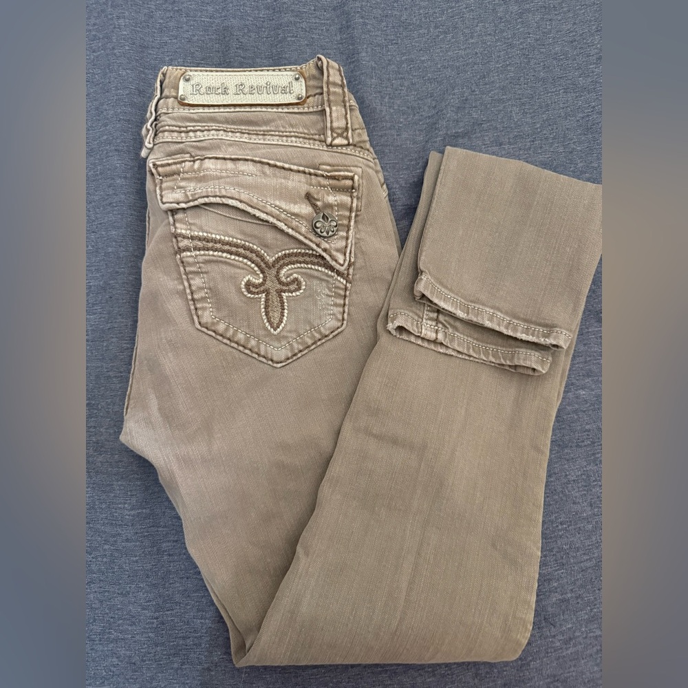 Rock revival low rise jeans 🍑 🔥